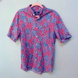 Vineyard Vines Classic Fit Hawaiian Short Sleeve Shirt, men’s size medium